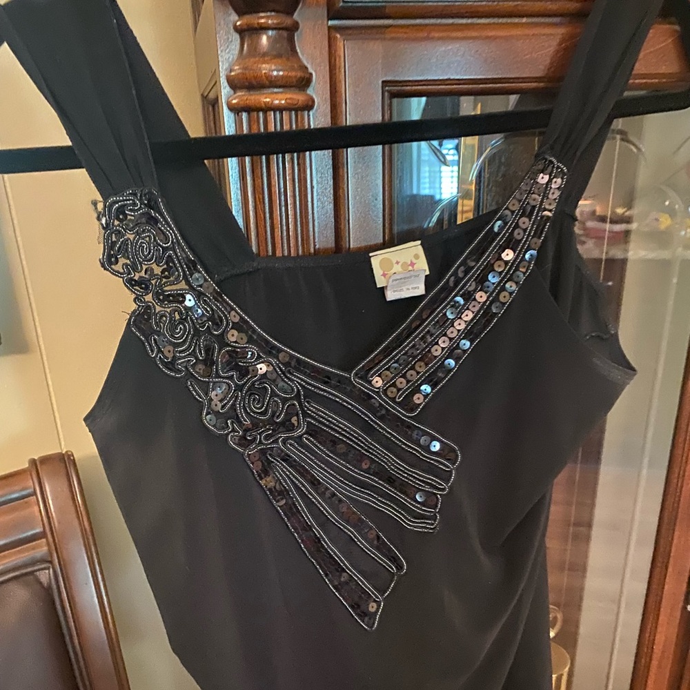 So much fun to wear …and looks good on